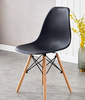 Nordic modern simple dining table and chairs, conference room negotiation chair, creative leisure Eames plastic chair